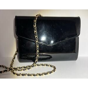Vintage patent leather shoulder bag by Emp Orr